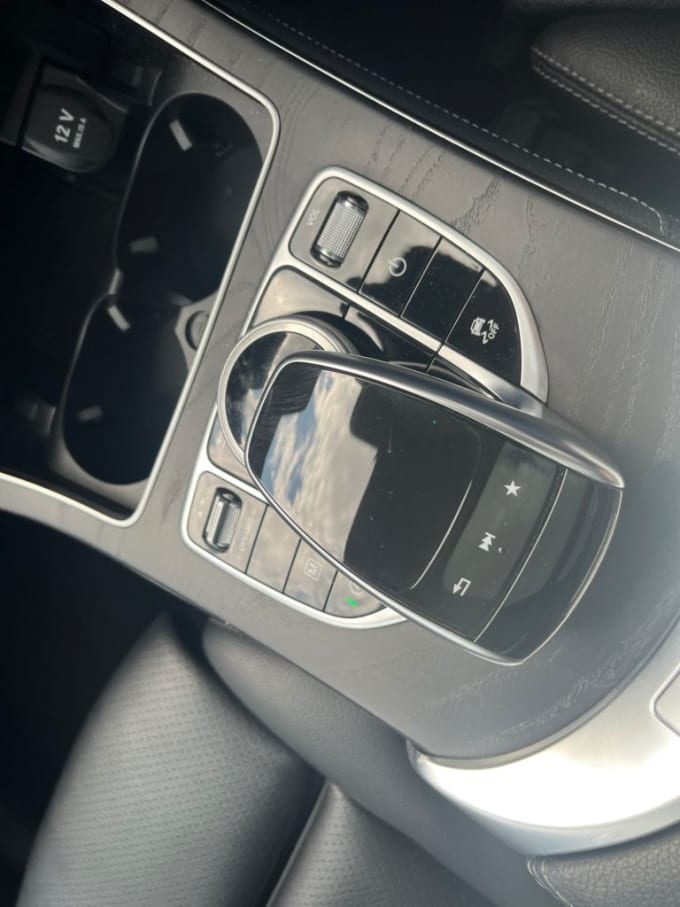 2025 Mercedes-benz Glc