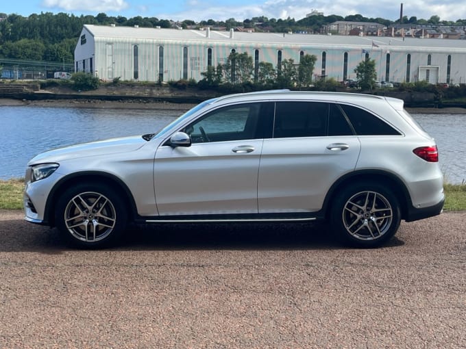 2025 Mercedes-benz Glc