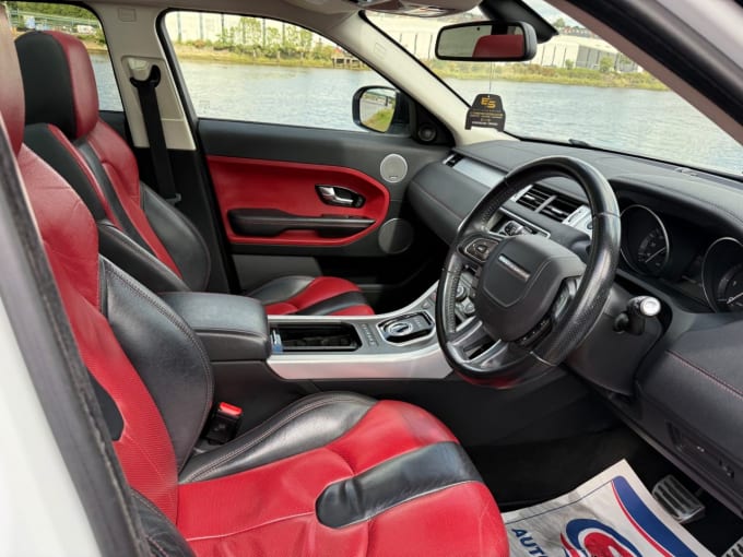 2025 Land Rover Range Rover Evoque