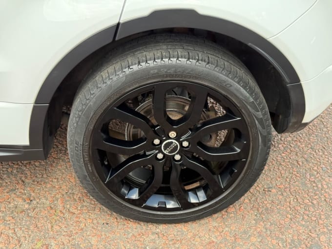 2025 Land Rover Range Rover Evoque