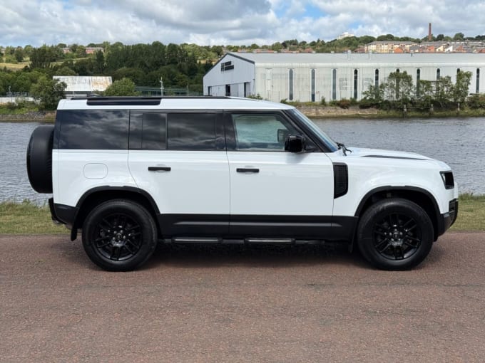2025 Land Rover Defender