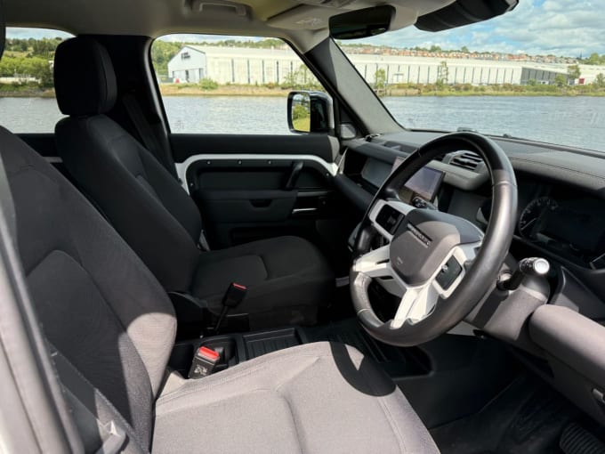2025 Land Rover Defender