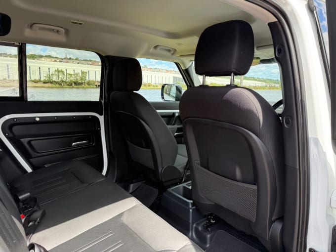 2025 Land Rover Defender