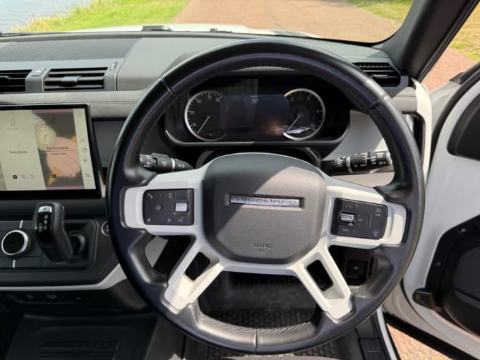 2025 Land Rover Defender