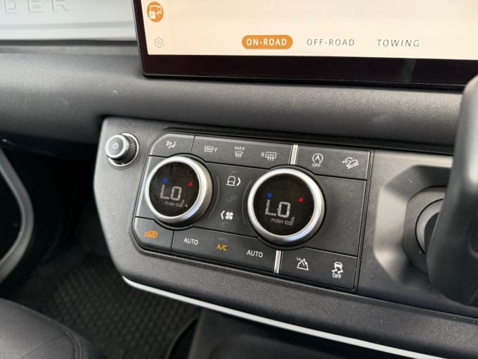 2025 Land Rover Defender