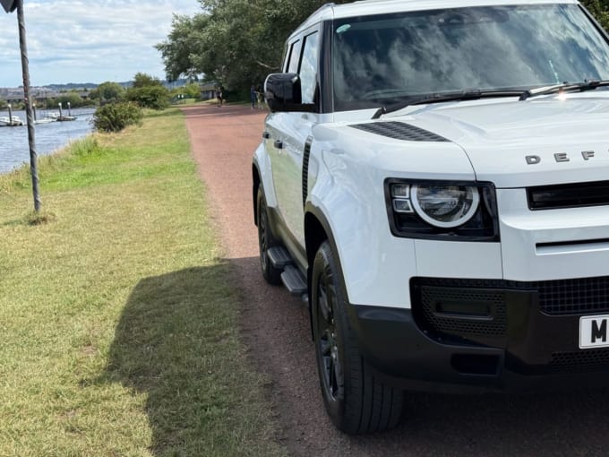 2025 Land Rover Defender