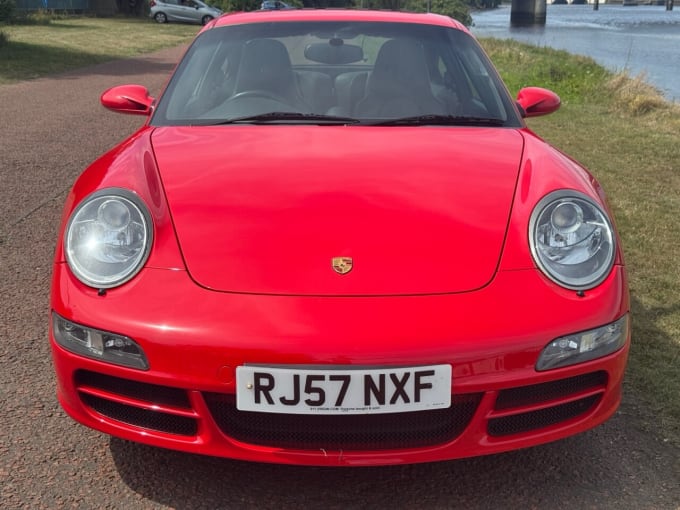 2025 Porsche 911