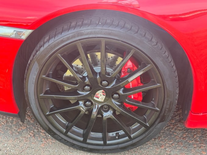 2025 Porsche 911