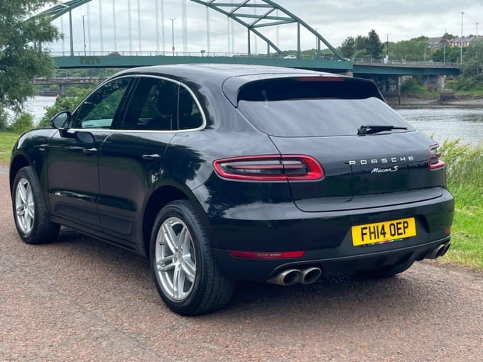 2025 Porsche Macan
