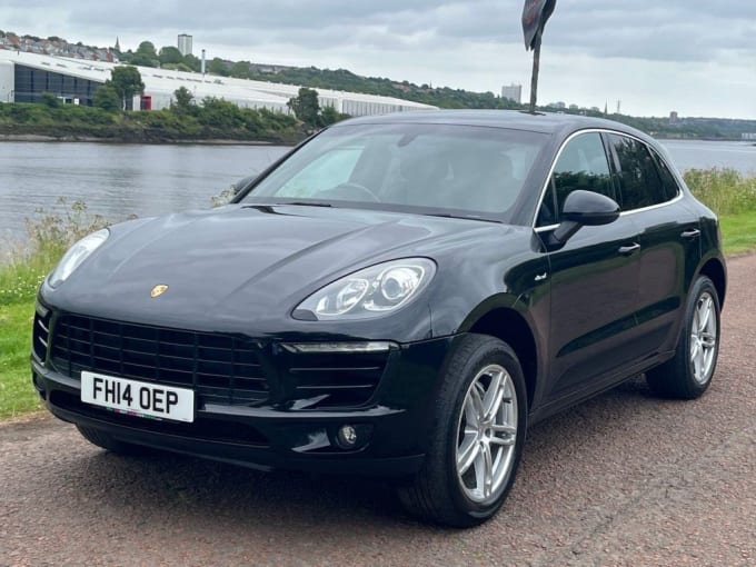 2025 Porsche Macan