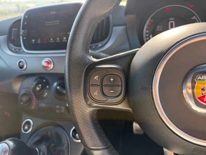 2025 Abarth 595