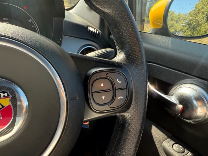 2025 Abarth 595