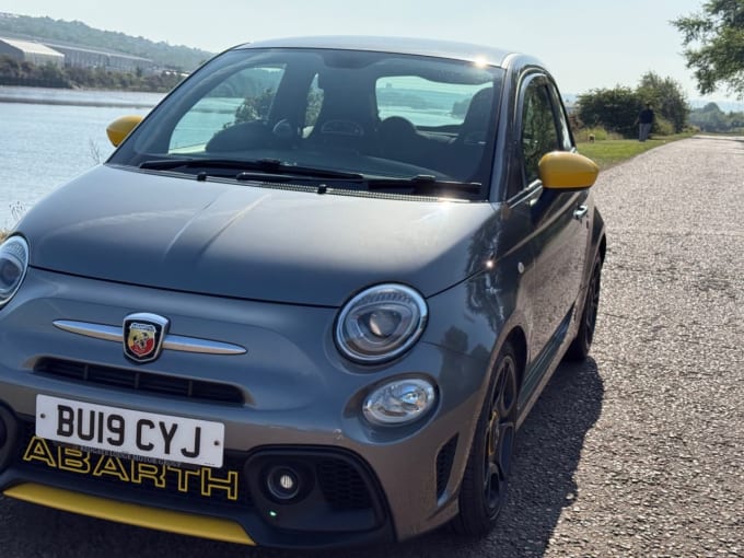 2025 Abarth 595