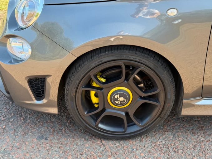 2025 Abarth 595