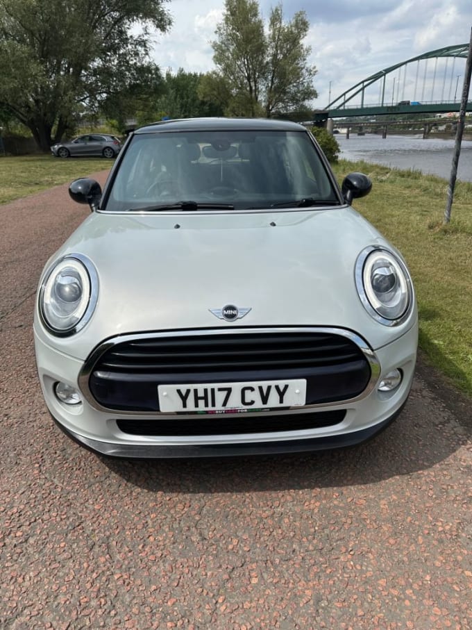 2025 Mini Hatch