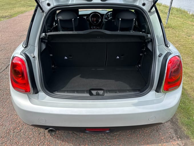 2025 Mini Hatch