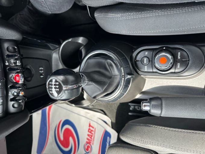 2025 Mini Hatch