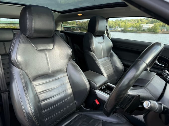 2025 Land Rover Range Rover Evoque