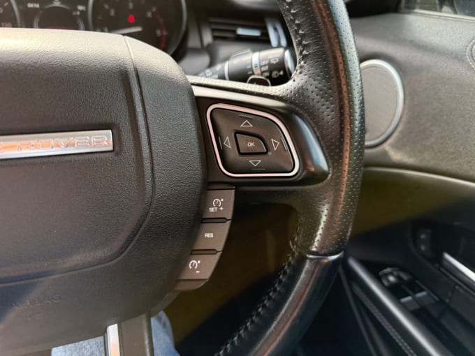 2025 Land Rover Range Rover Evoque