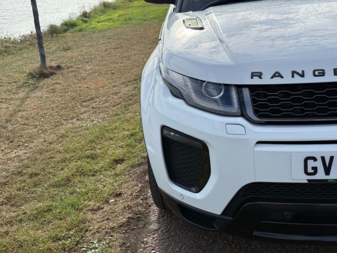 2025 Land Rover Range Rover Evoque