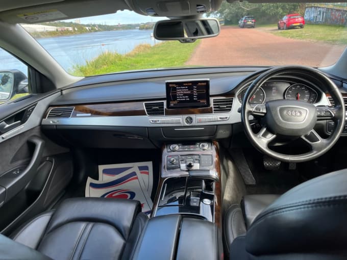2025 Audi A8