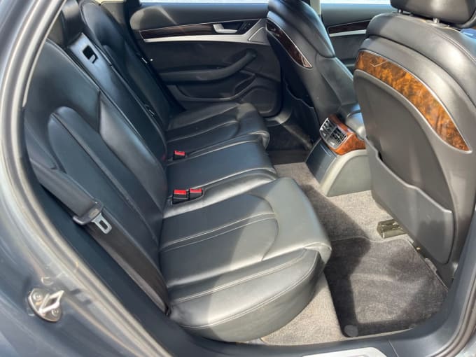 2025 Audi A8