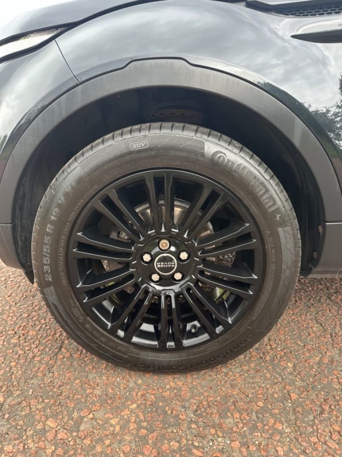 2025 Land Rover Range Rover Evoque