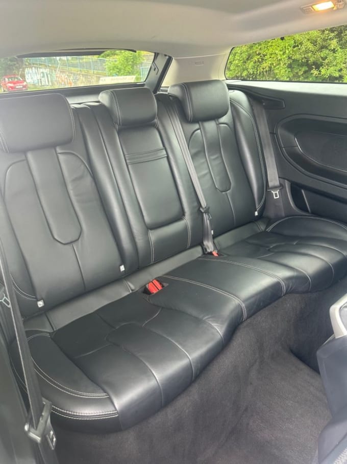 2025 Land Rover Range Rover Evoque