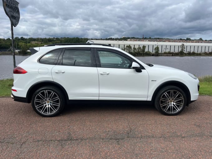 2025 Porsche Cayenne