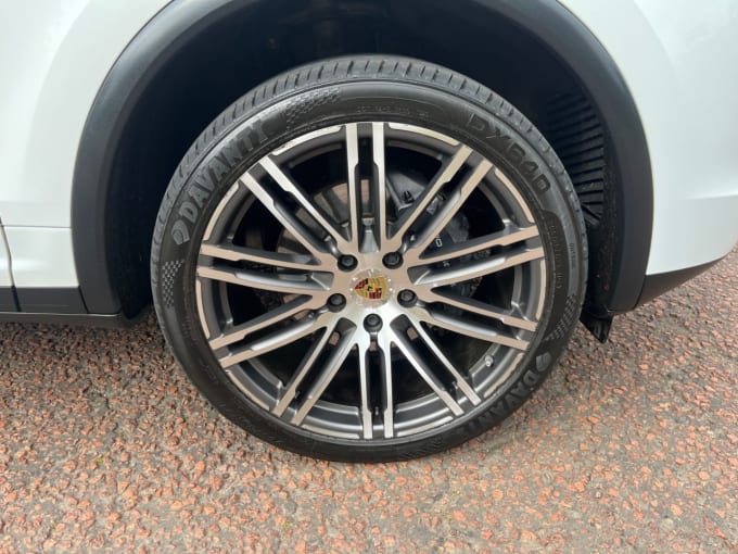 2025 Porsche Cayenne