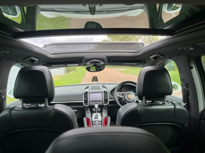 2025 Porsche Cayenne