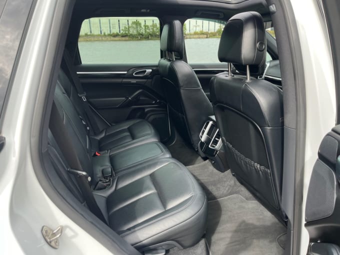 2025 Porsche Cayenne