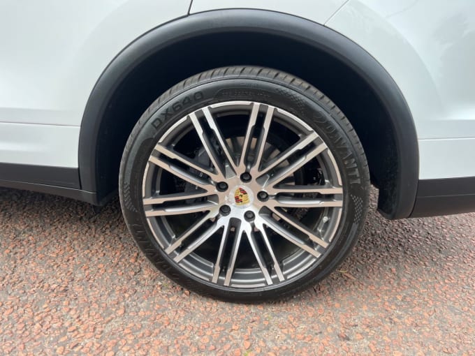 2025 Porsche Cayenne