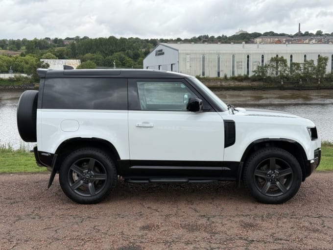 2025 Land Rover Defender
