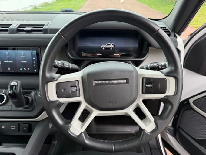 2025 Land Rover Defender