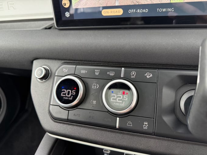 2025 Land Rover Defender