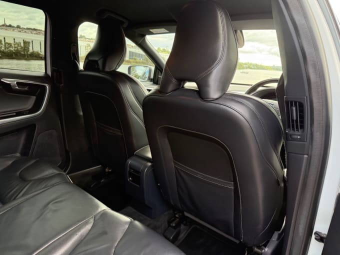 2025 Volvo Xc60