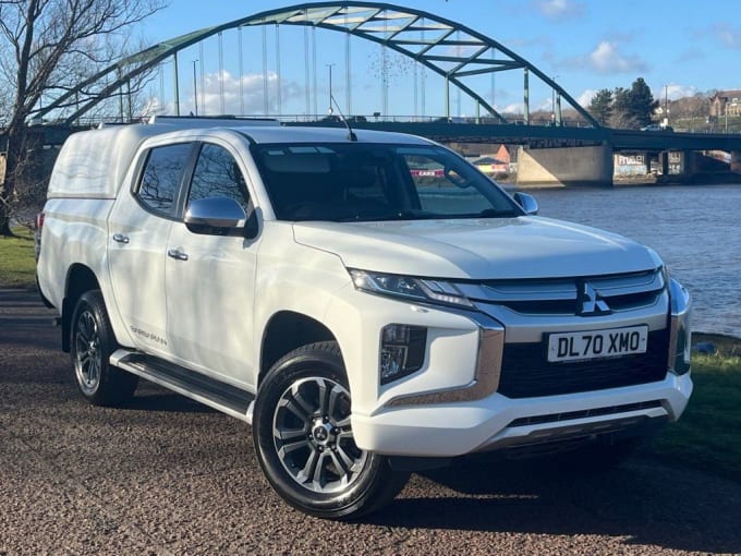 2025 Mitsubishi L200