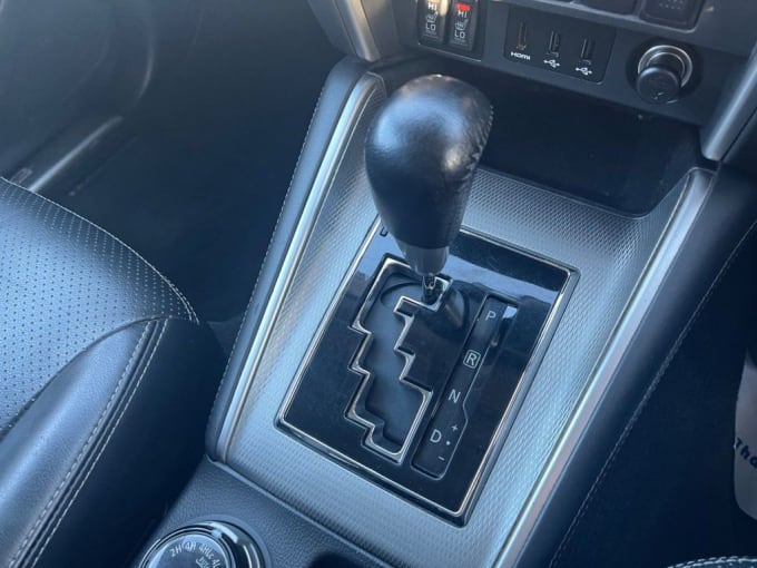 2025 Mitsubishi L200