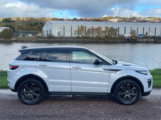 2025 Land Rover Range Rover Evoque