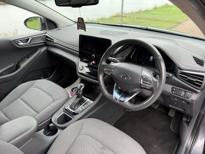 2025 Hyundai Ioniq