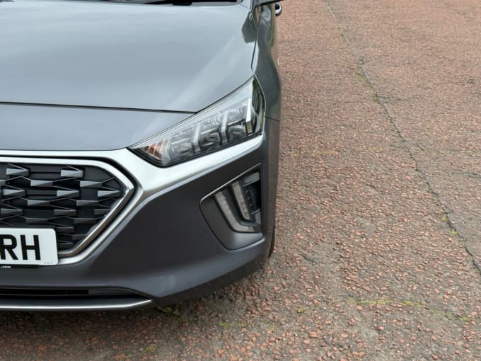 2025 Hyundai Ioniq