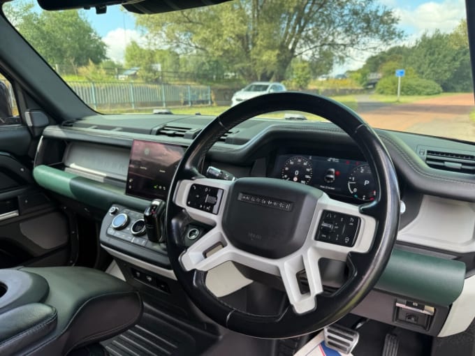 2025 Land Rover Defender