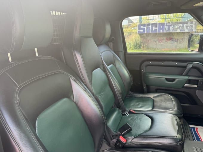 2025 Land Rover Defender