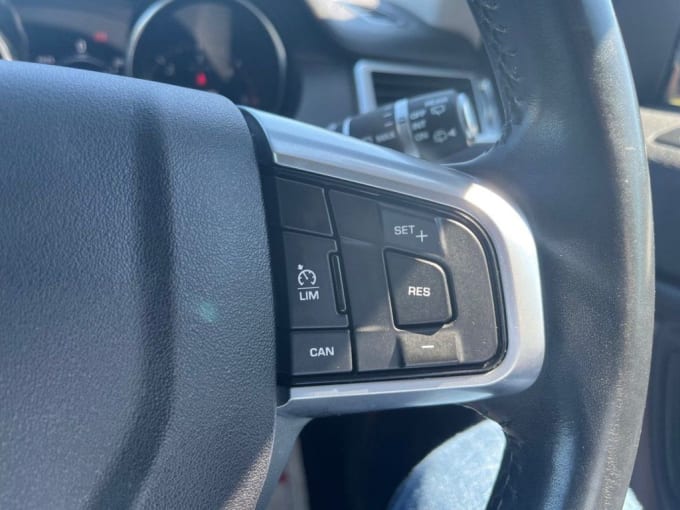 2025 Land Rover Discovery Sport