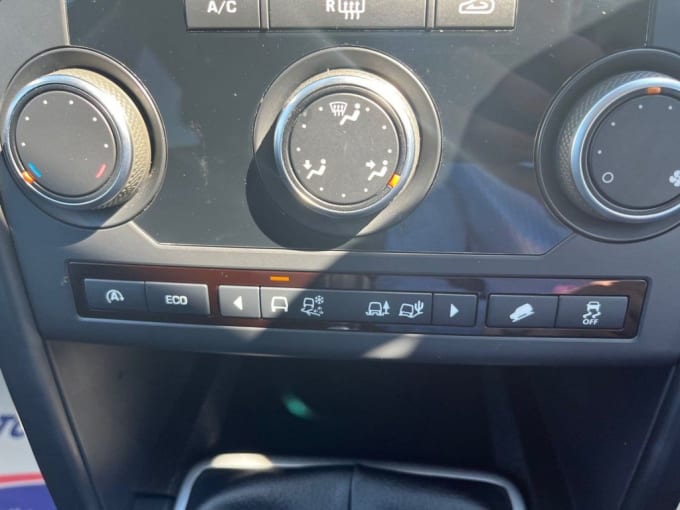2025 Land Rover Discovery Sport