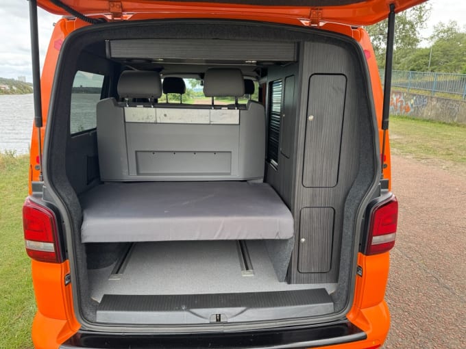 2025 Volkswagen Transporter