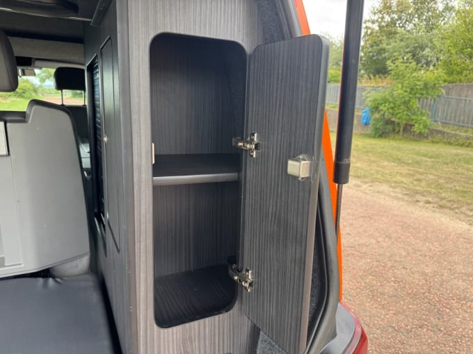 2025 Volkswagen Transporter