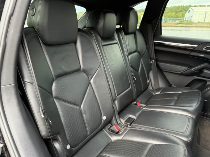 2025 Porsche Cayenne