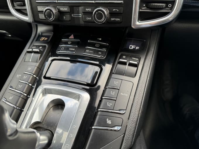 2025 Porsche Cayenne